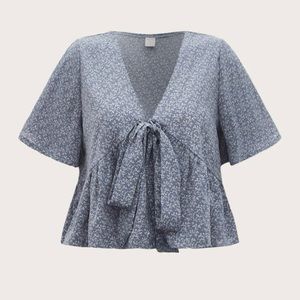 2/$15 ✨ROMWE | Blouse✨